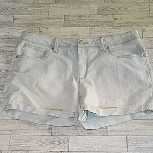 Faded Glory Washed Denim Rolled Cuff Shorts Women's Size 12 EUC
